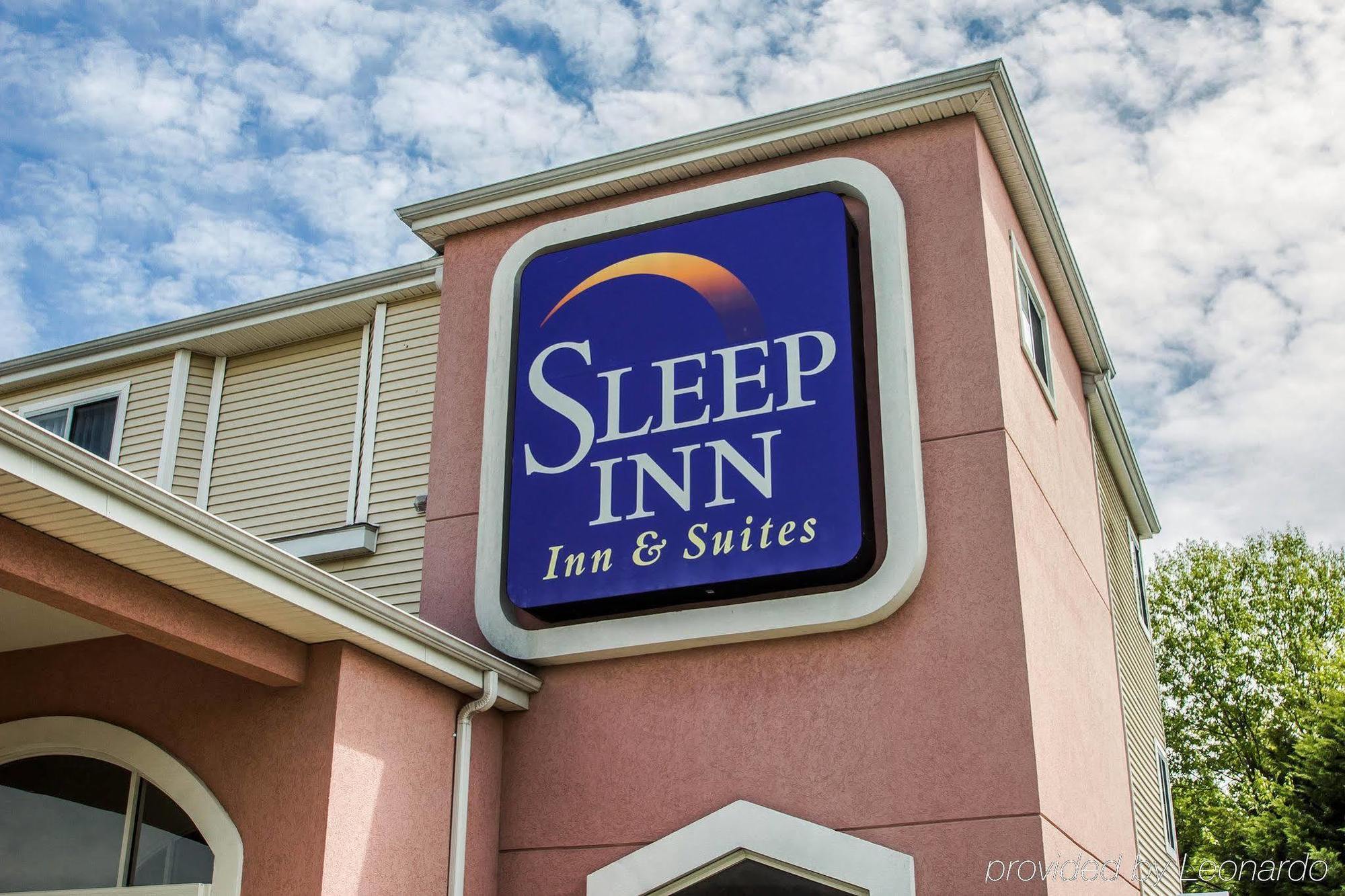 Sleep Inn & Suites Niantic Exterior foto